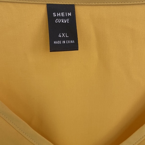 SHEIN Curve Blouse 4XL - Picture 3 of 10
